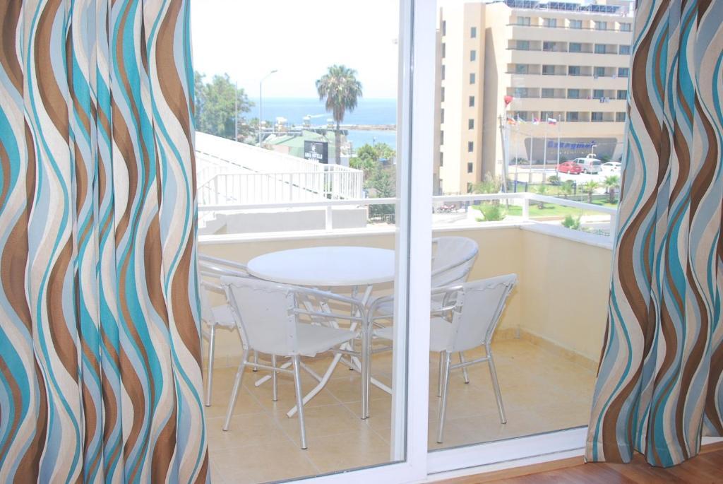 Yucesan Hotel Avsallar Szoba fotó